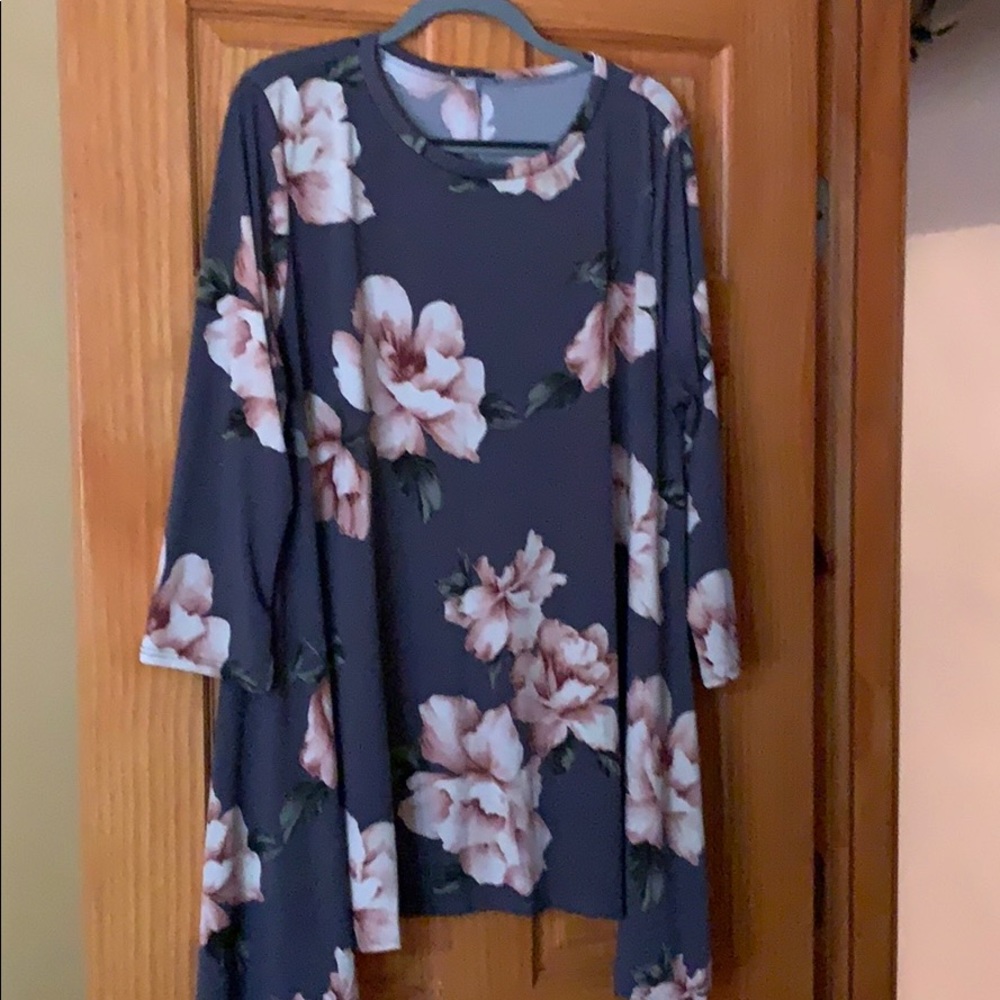 Plus Size 2X Boutique Top.